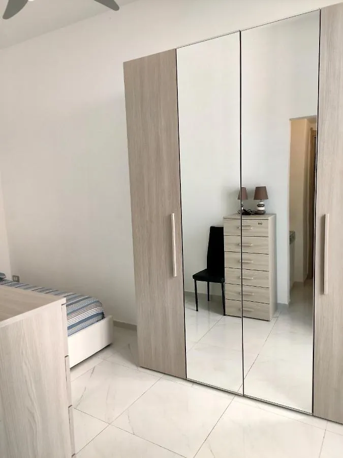 Appartamento Di Fronte Al Porto Turistico Cagliari 0*,